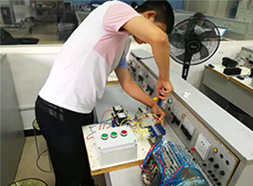 常用控制电气、直启控制线路、正反转控制、行程开关控制、时间控制、顺序控制、降压启动控制、直流控制等